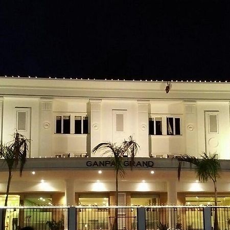 Ganpat Grand Hotel Palni Kültér fotó