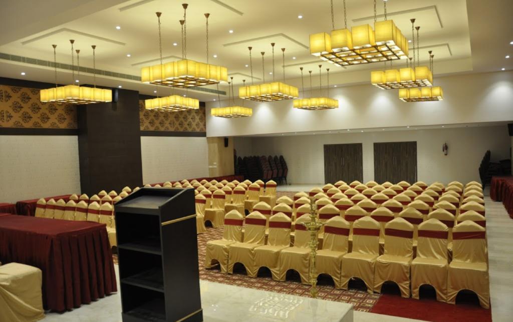 Ganpat Grand Hotel Palni Kültér fotó